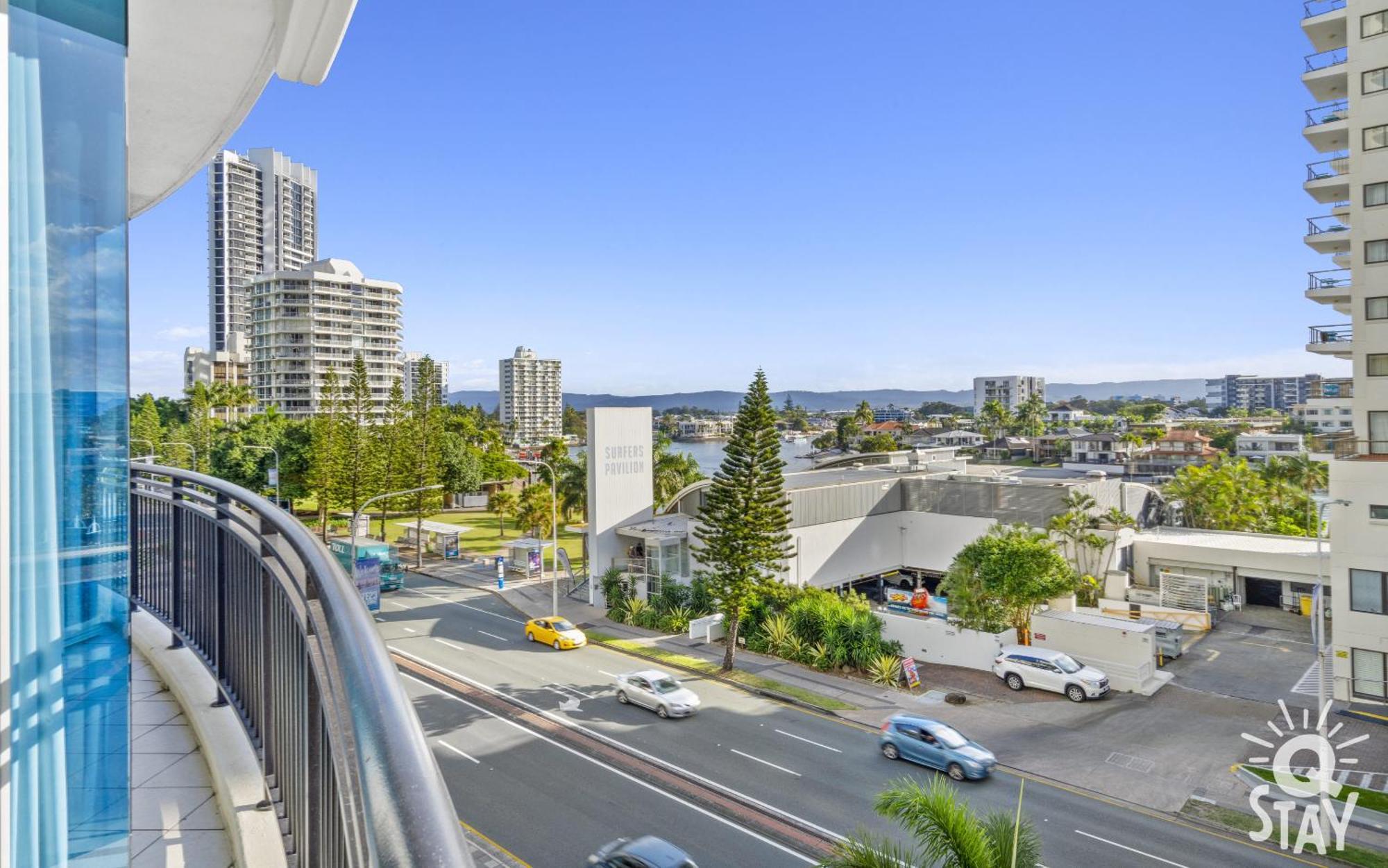Chevron Renaissance Surfers Paradise Mid Week Madness Deal - Q Stay Gold Coast Esterno foto