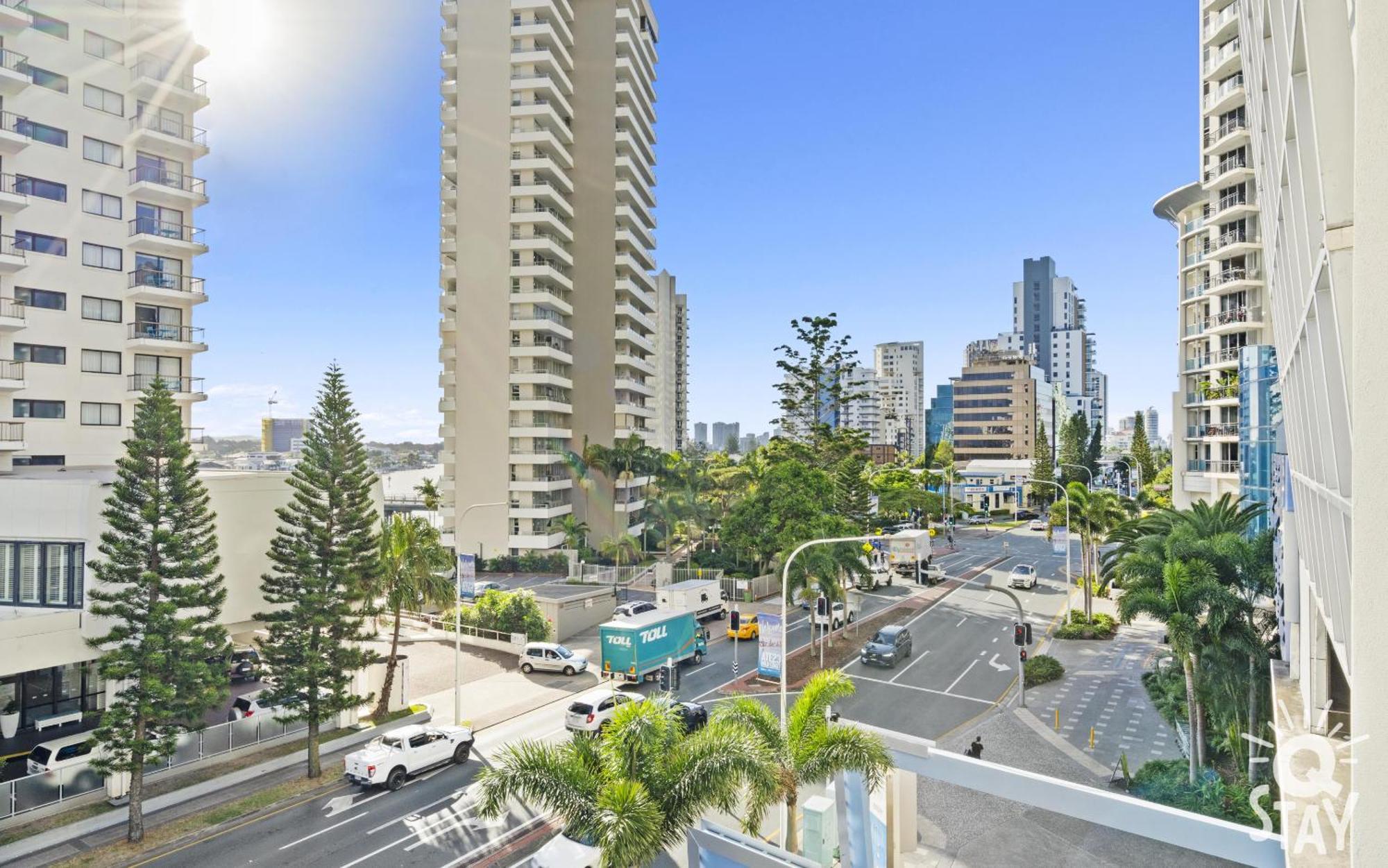 Chevron Renaissance Surfers Paradise Mid Week Madness Deal - Q Stay Gold Coast Esterno foto