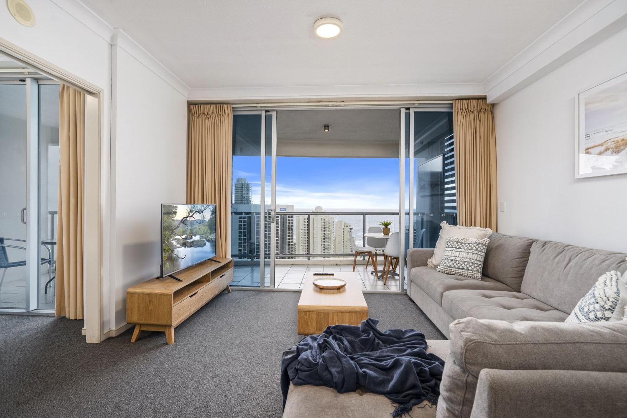 Chevron Renaissance Surfers Paradise Mid Week Madness Deal - Q Stay Gold Coast Esterno foto