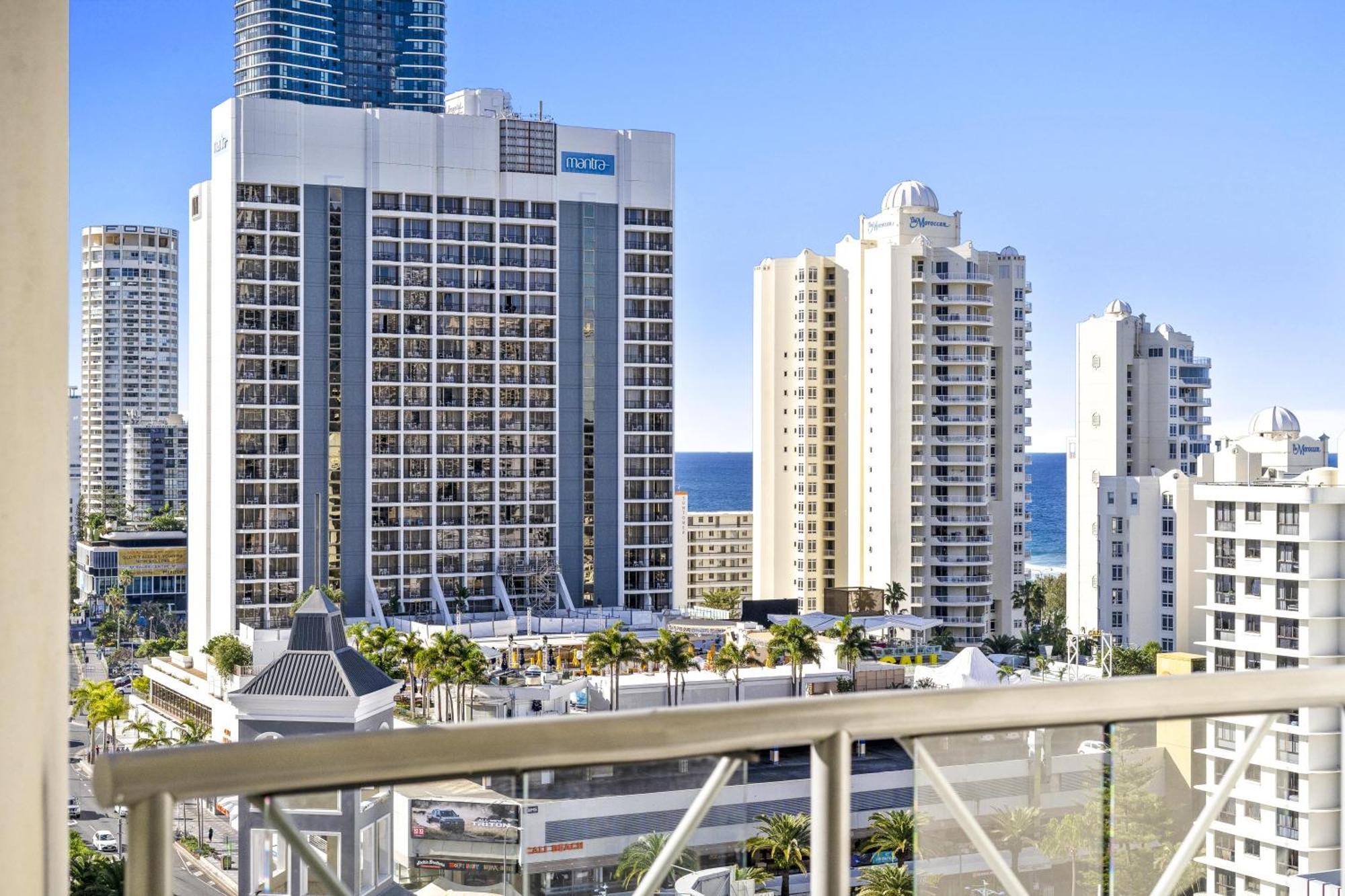 Chevron Renaissance Surfers Paradise Mid Week Madness Deal - Q Stay Gold Coast Esterno foto